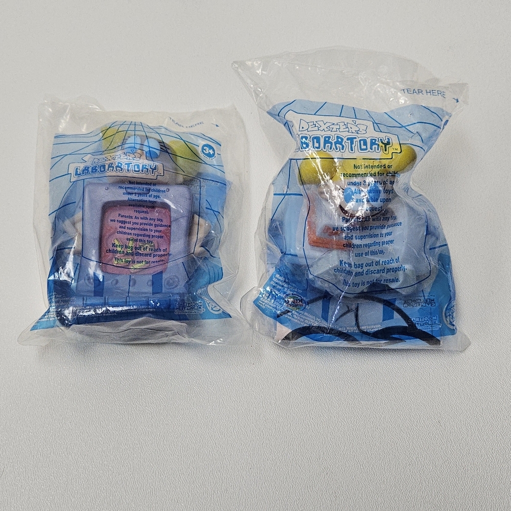 Two Dexter's Laboratory 2003 Burger King Toys Sealed DeeDee